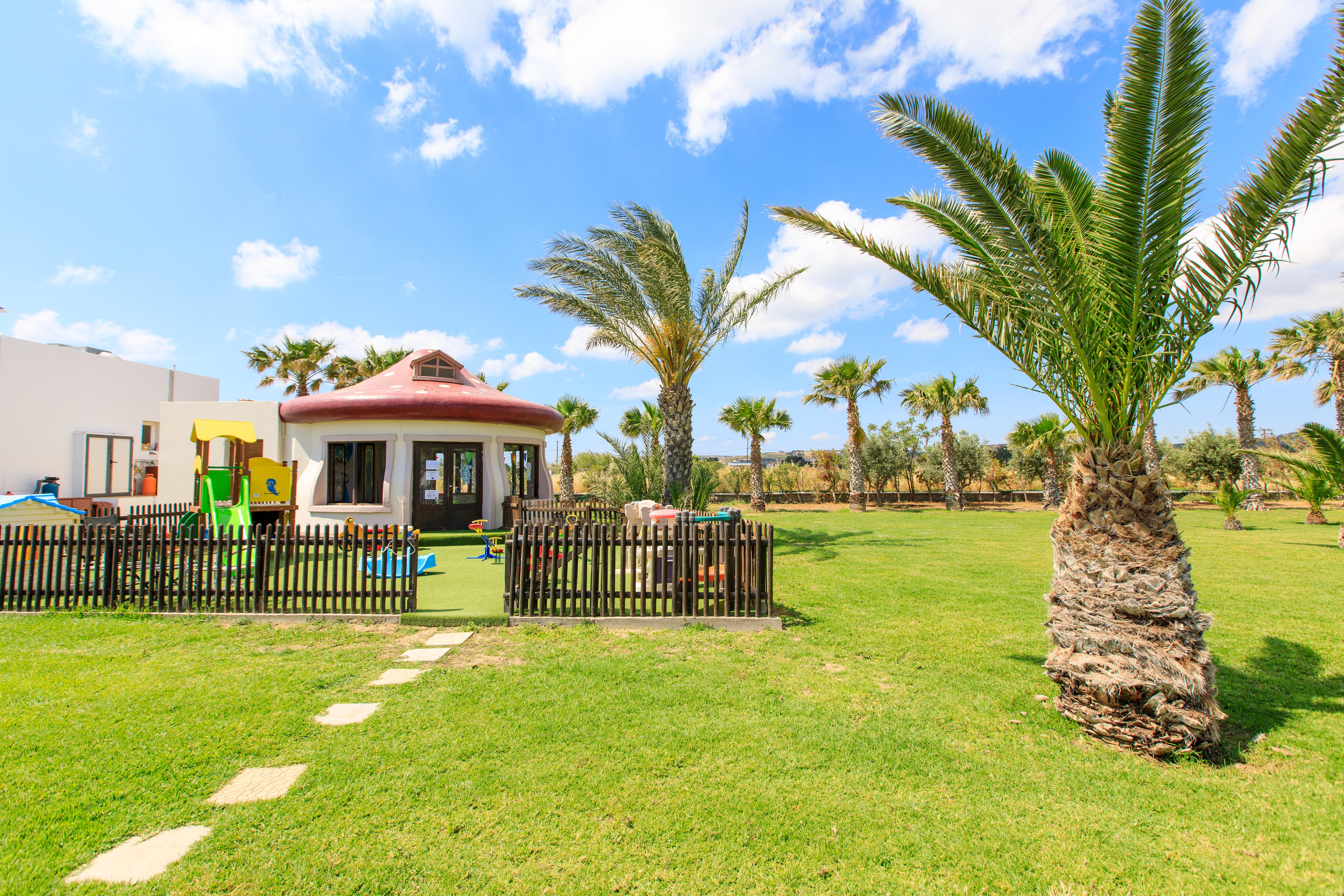 Sovereign Beach Hotel Kardamena  Exterior photo